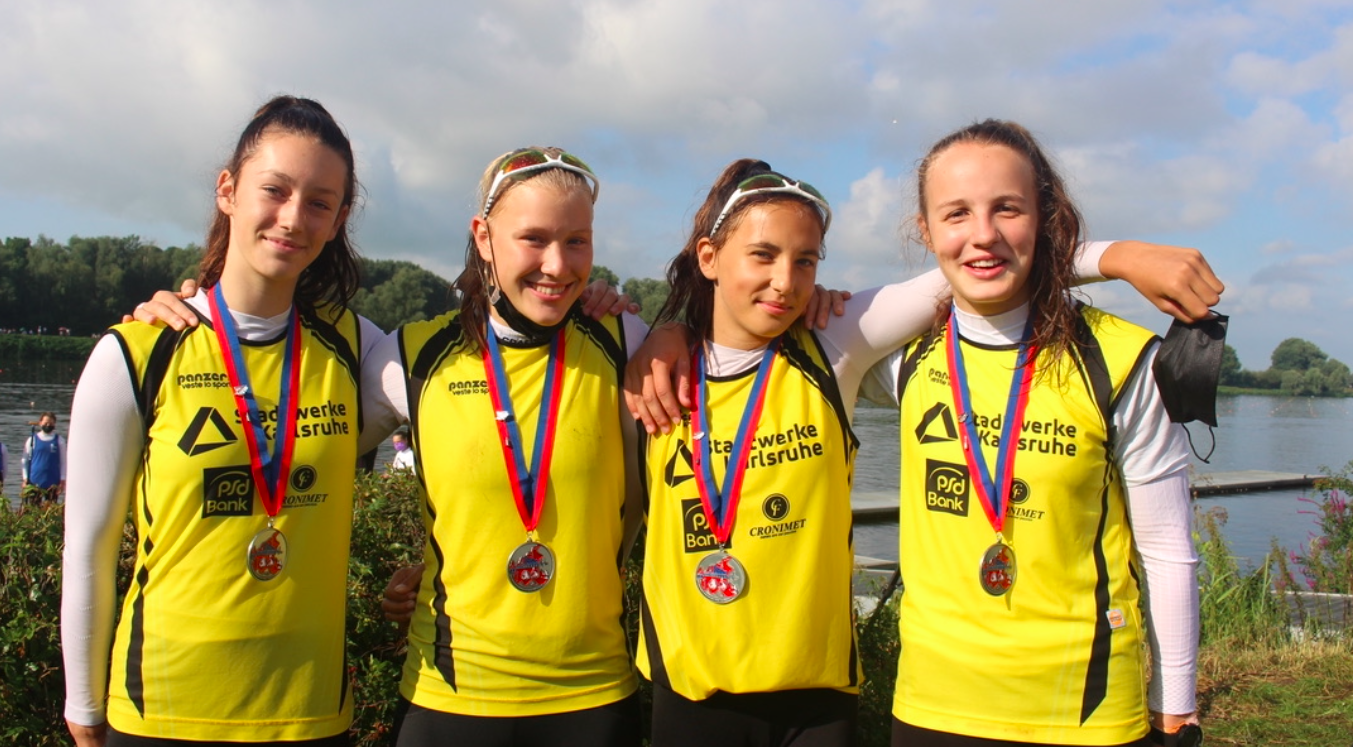 Lou Neumann (v.l.), Liv-Grete Köntopp, Alina Riess & Undine Horakh