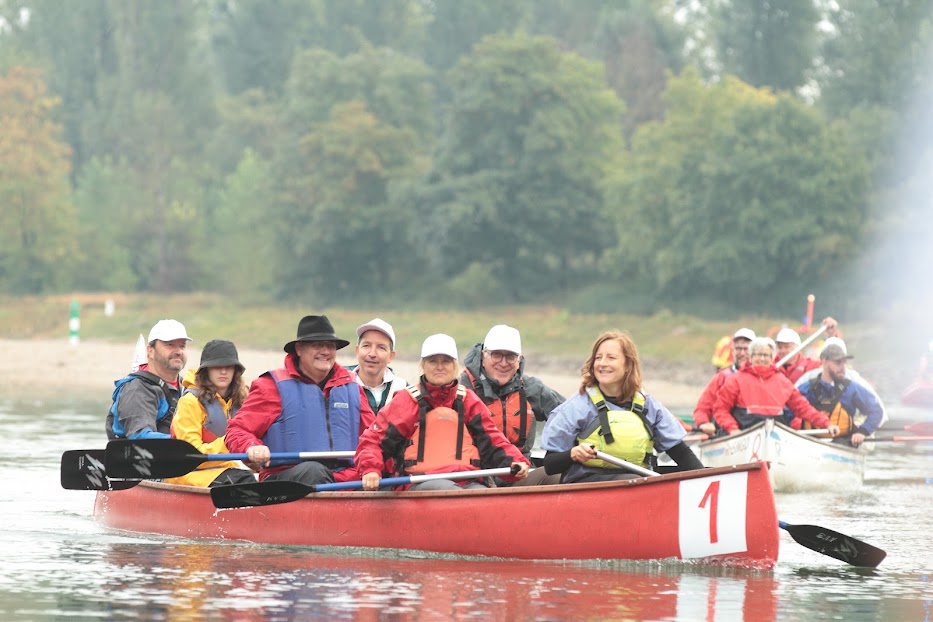 Die Exkursion auf dem Rhein wurde im ersten Boot von Philippsburgs Bürgermeister Stefan Martus und KVBW Präsident/DKV-Vizepräsident Peter Ludwig angeführt
